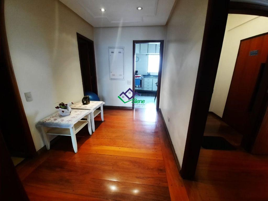 Apartamento à venda com 3 quartos, 158m² - Foto 19