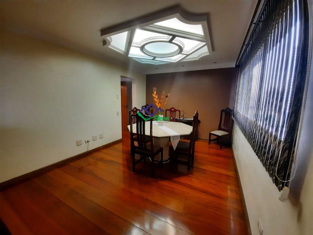 Apartamento à venda com 3 quartos, 158m² - Foto 3