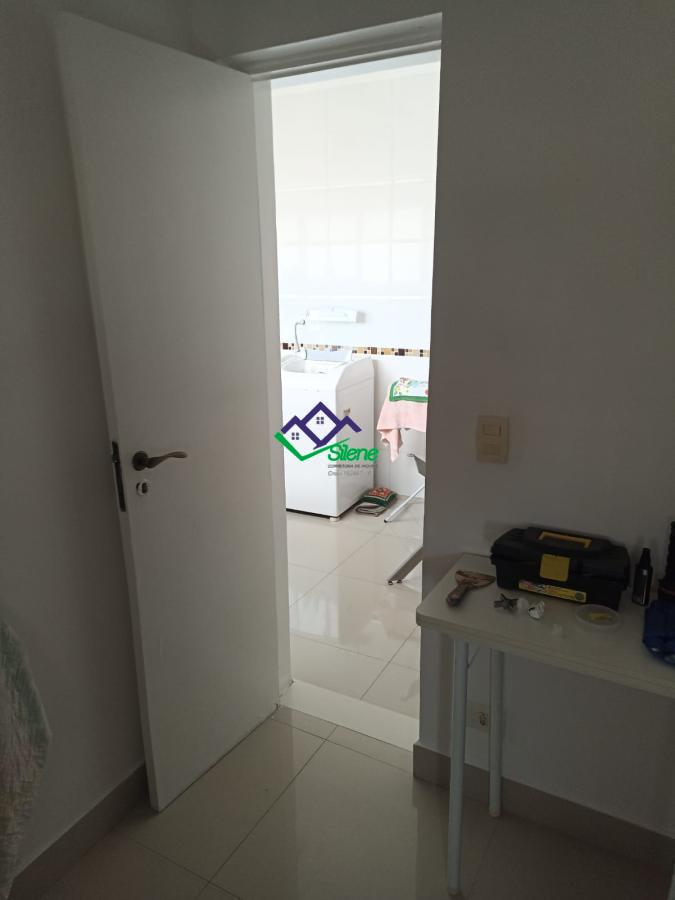 Apartamento à venda com 3 quartos, 140m² - Foto 25