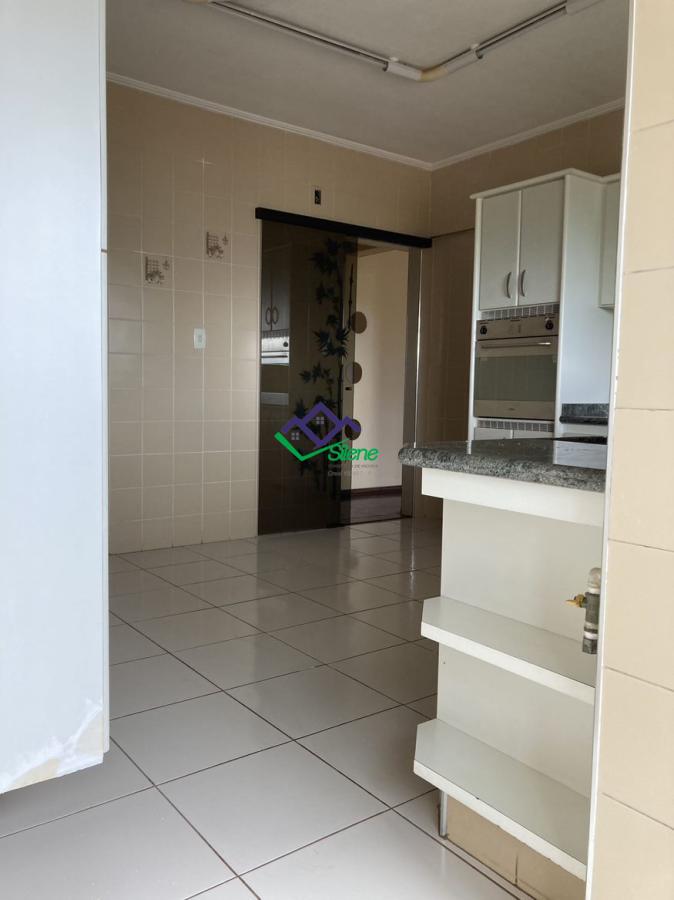 Apartamento à venda com 2 quartos, 95m² - Foto 12