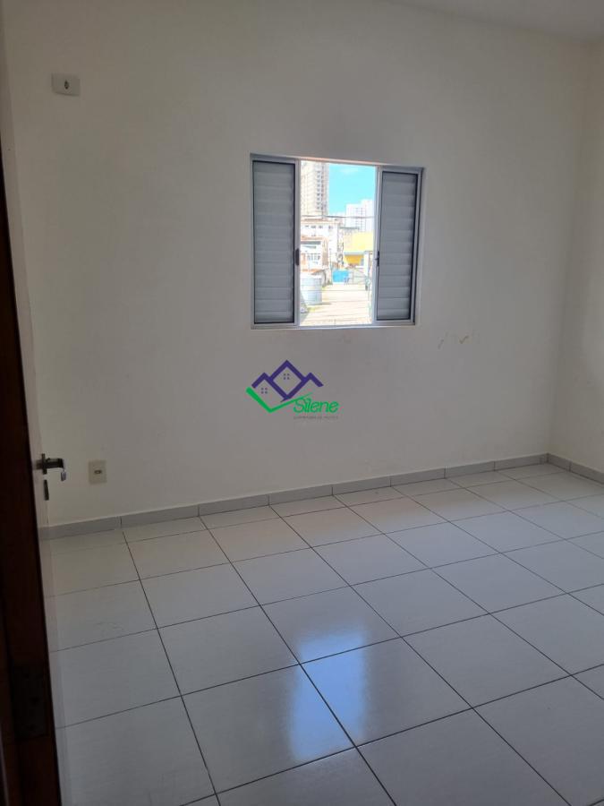 Casa à venda com 2 quartos, 64m² - Foto 13