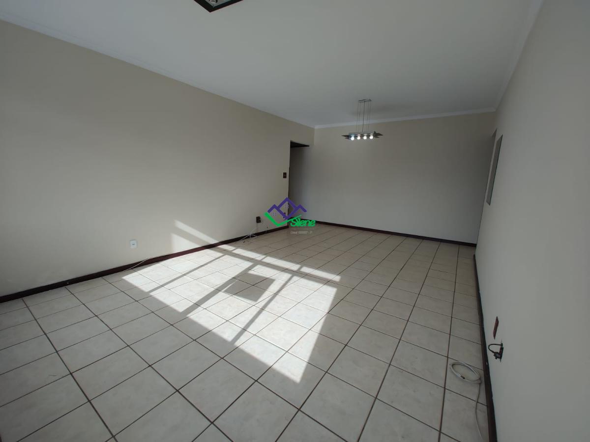 Apartamento à venda com 3 quartos, 133m² - Foto 3