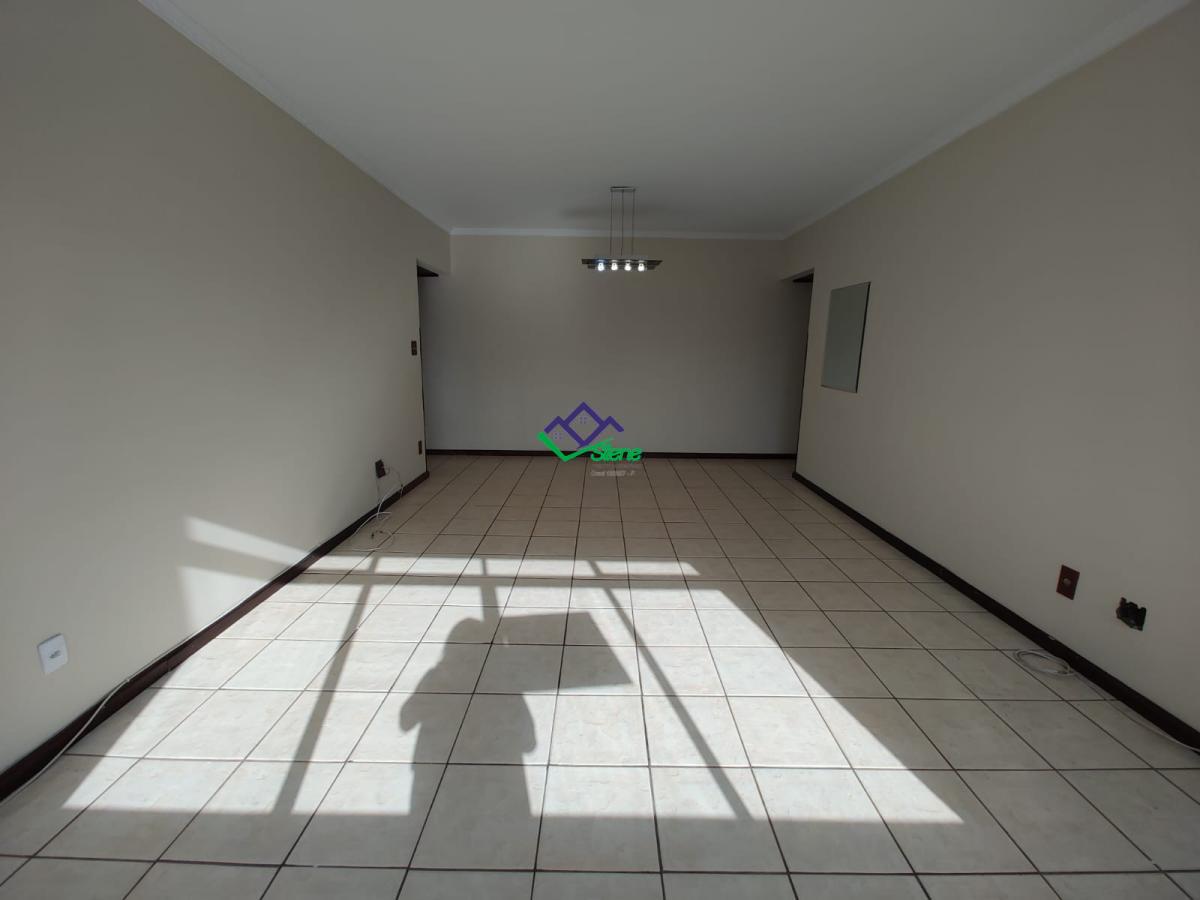 Apartamento à venda com 3 quartos, 133m² - Foto 2