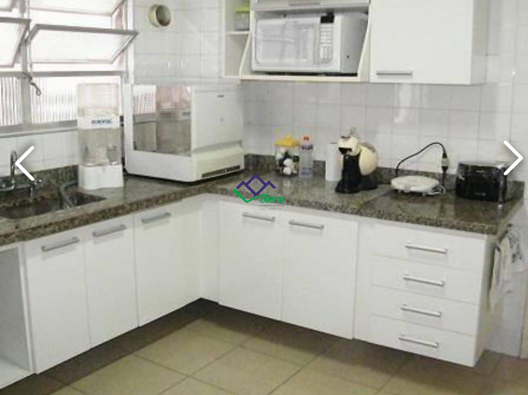 Apartamento para alugar com 3 quartos, 120m² - Foto 18