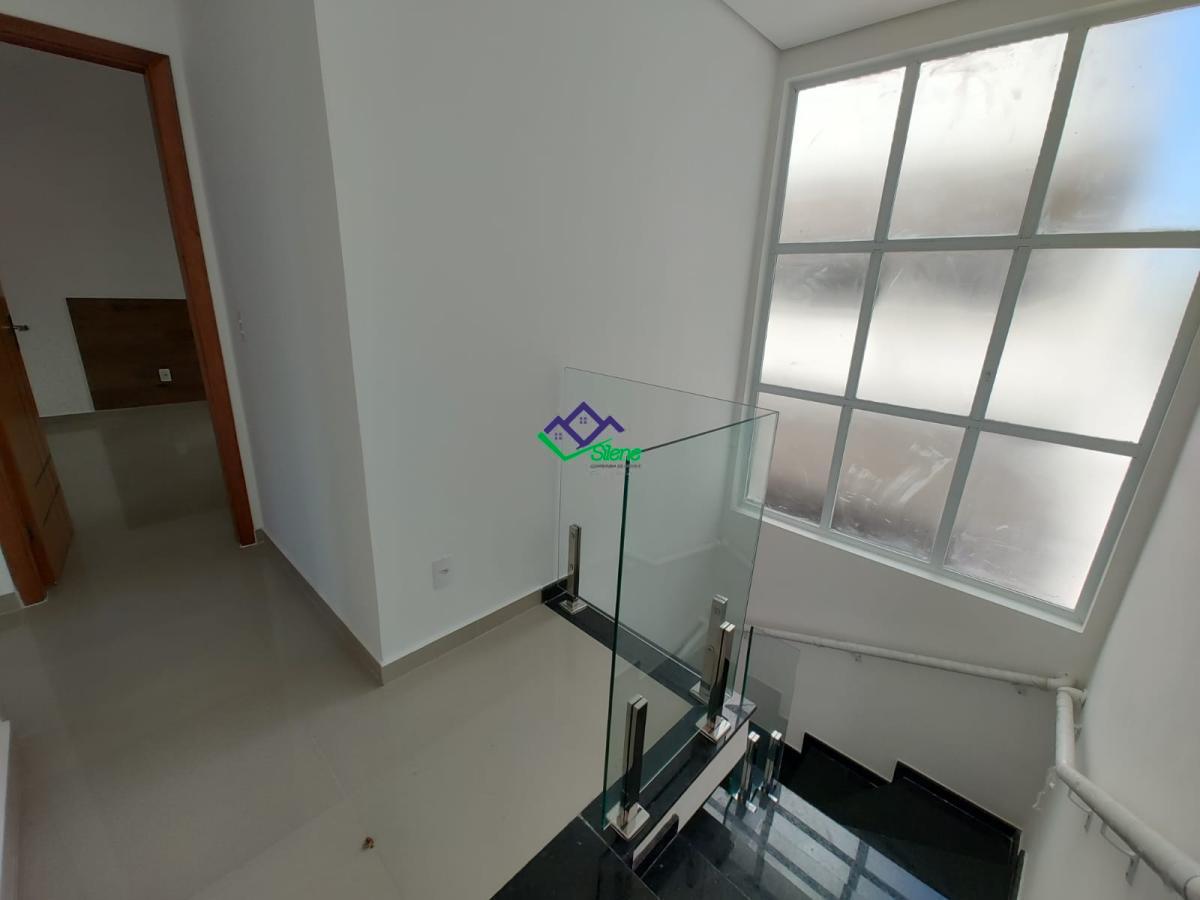 Casa à venda com 3 quartos, 100m² - Foto 5