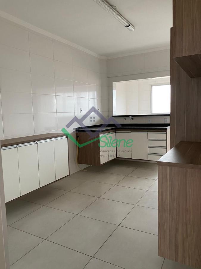 Apartamento à venda com 2 quartos, 110m² - Foto 12