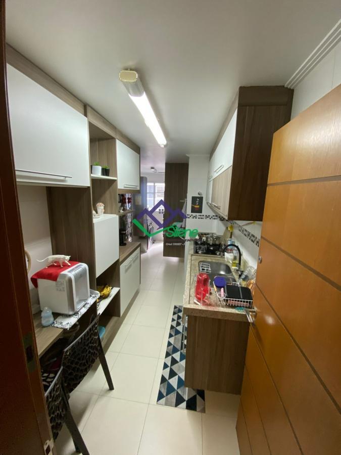 Apartamento à venda com 3 quartos, 124m² - Foto 11