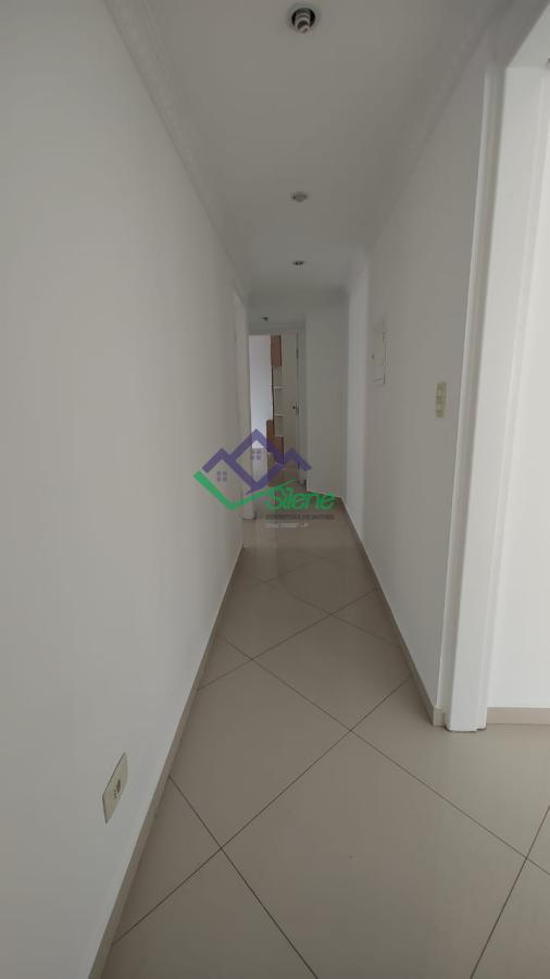 Apartamento à venda com 3 quartos, 155m² - Foto 6